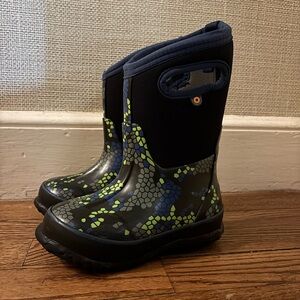Bogs Kids Blue and Green Patterned Boots